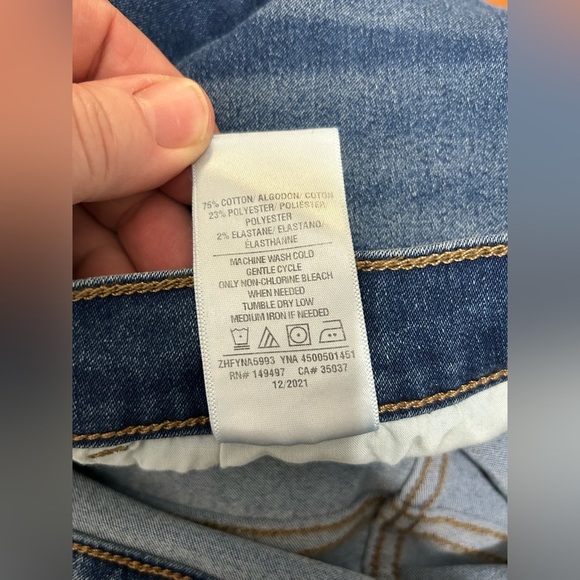 New! Joe’s Jeans High Rise Wide Leg Cropped Raw Hem Jeans Womens Size 30 - Picture 13 of 15